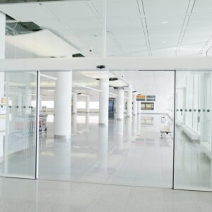 sistemas de automatización de puertas en Valencia - hopital