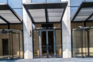 Sistemas de puertas automáticas en Valencia - Columnas