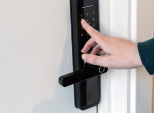 Instalar cerraduras inteligentes en Valencia - Negro