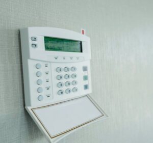 Alarmas para negocios en Valencia - Blanco